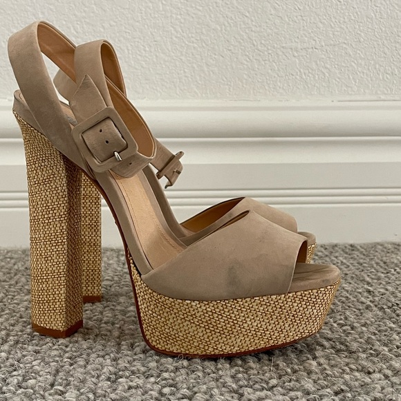 Schutz Platform Sandals. - Picture 2 of 6
